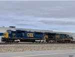 CSX 4533 on Q627